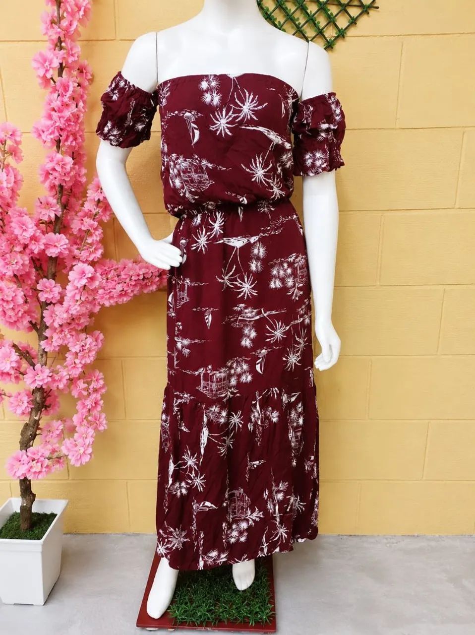 VESTIDOS SEMI NOVOS  - Foto 5