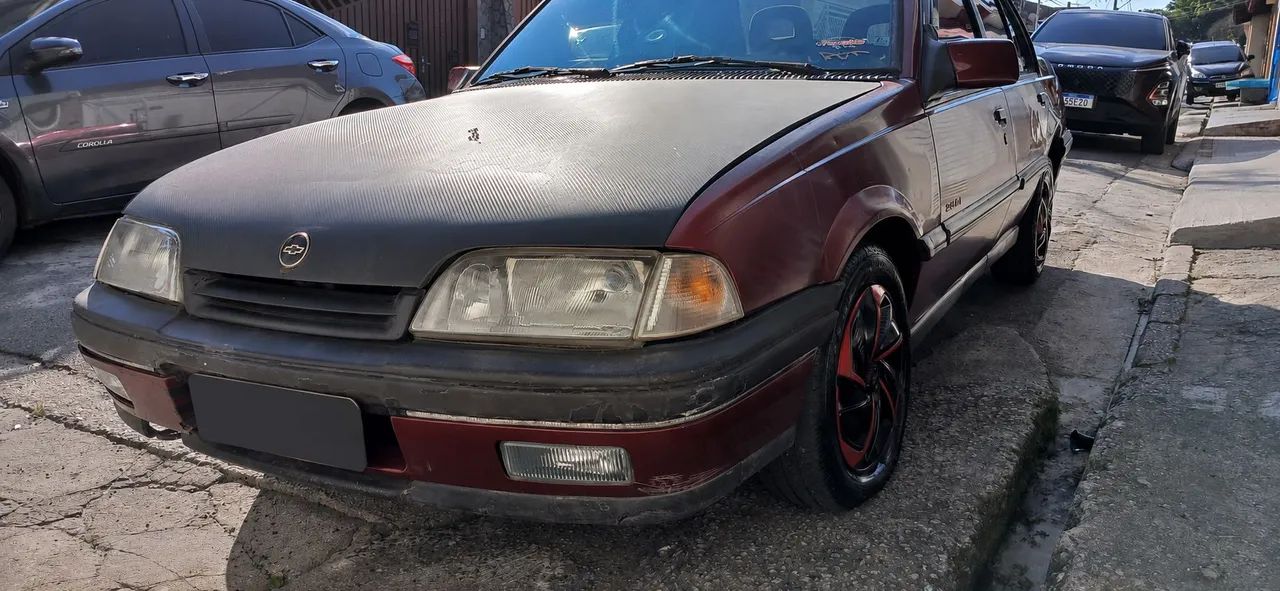 Chevrolet Monza Monza GLS/ Hi-Tech 2.0 EFI 2p e 4p 1995