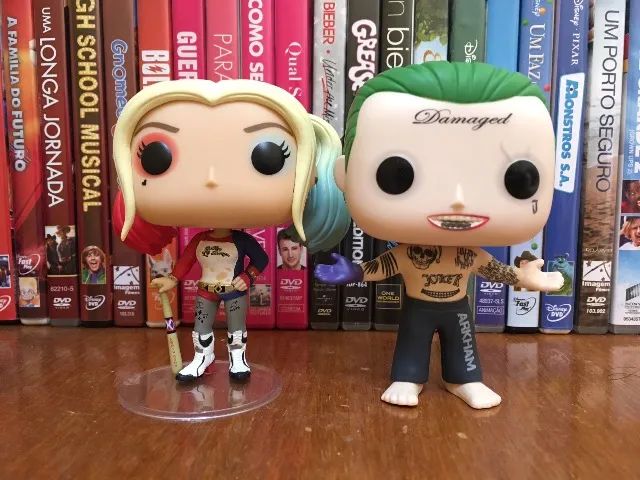 Funko Pop Arlequina #97 e Coringa (Joker) #96 Esquadrão Suicida LOOSE