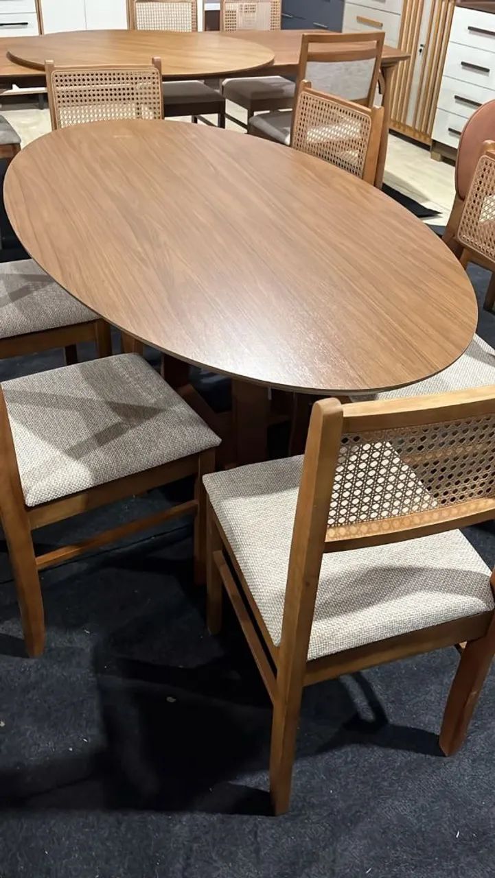 Mesa de Jantar elegante oval com 6 cadeiras 1.80x1.00 - Foto 3