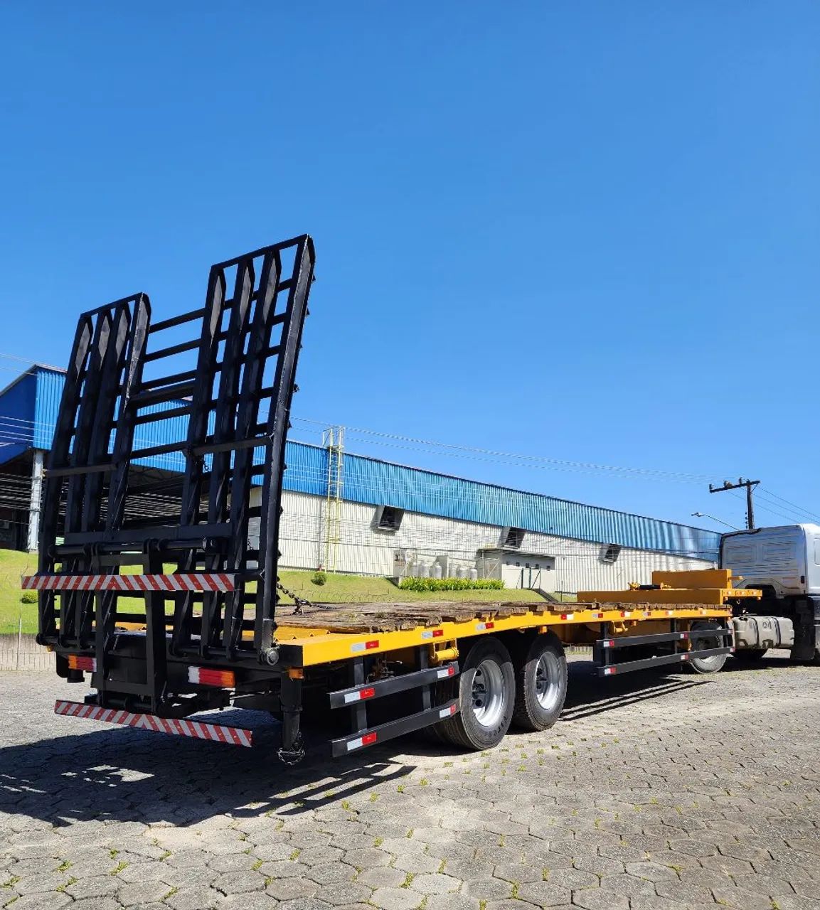 Carreta Krone 2 eixos