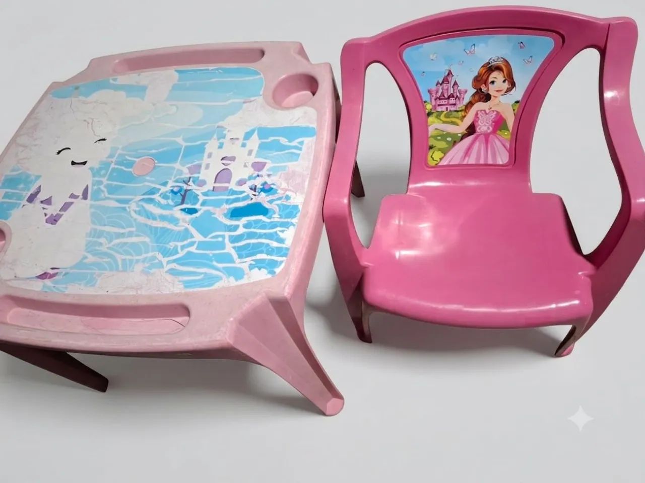 Kit Mesa Infantil com Cadeira Princesas - Rosa