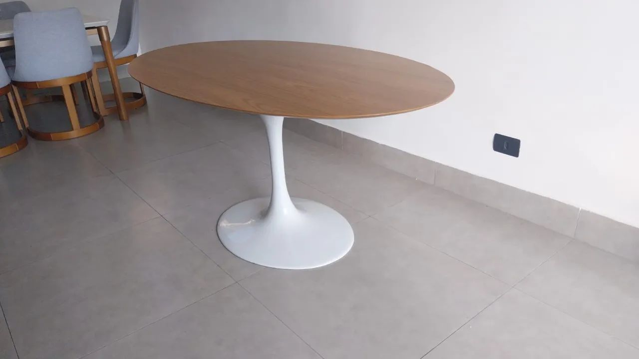 Mesa oval orgânica Saarinen  - Foto 3