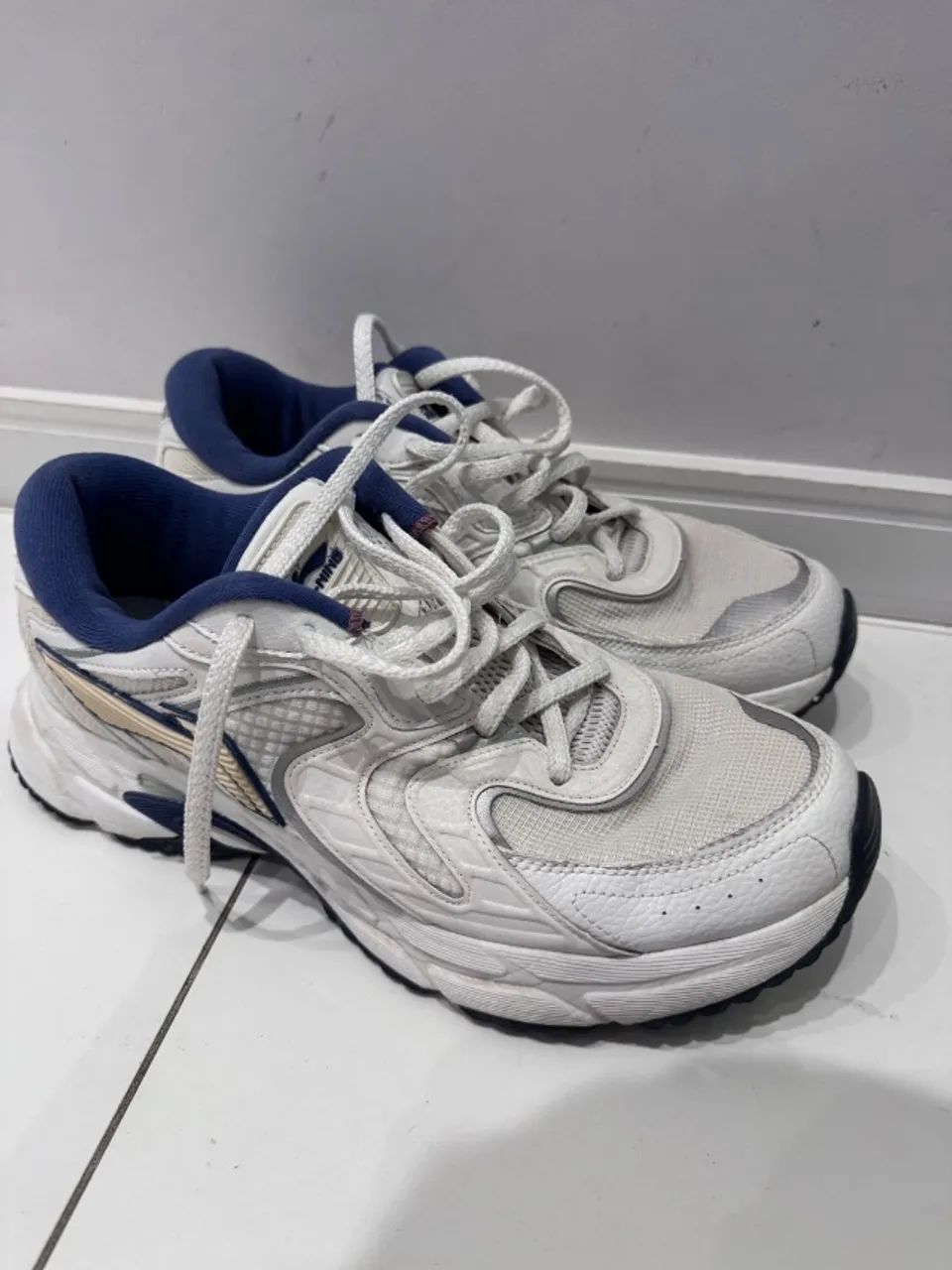 Tenis Tam 44