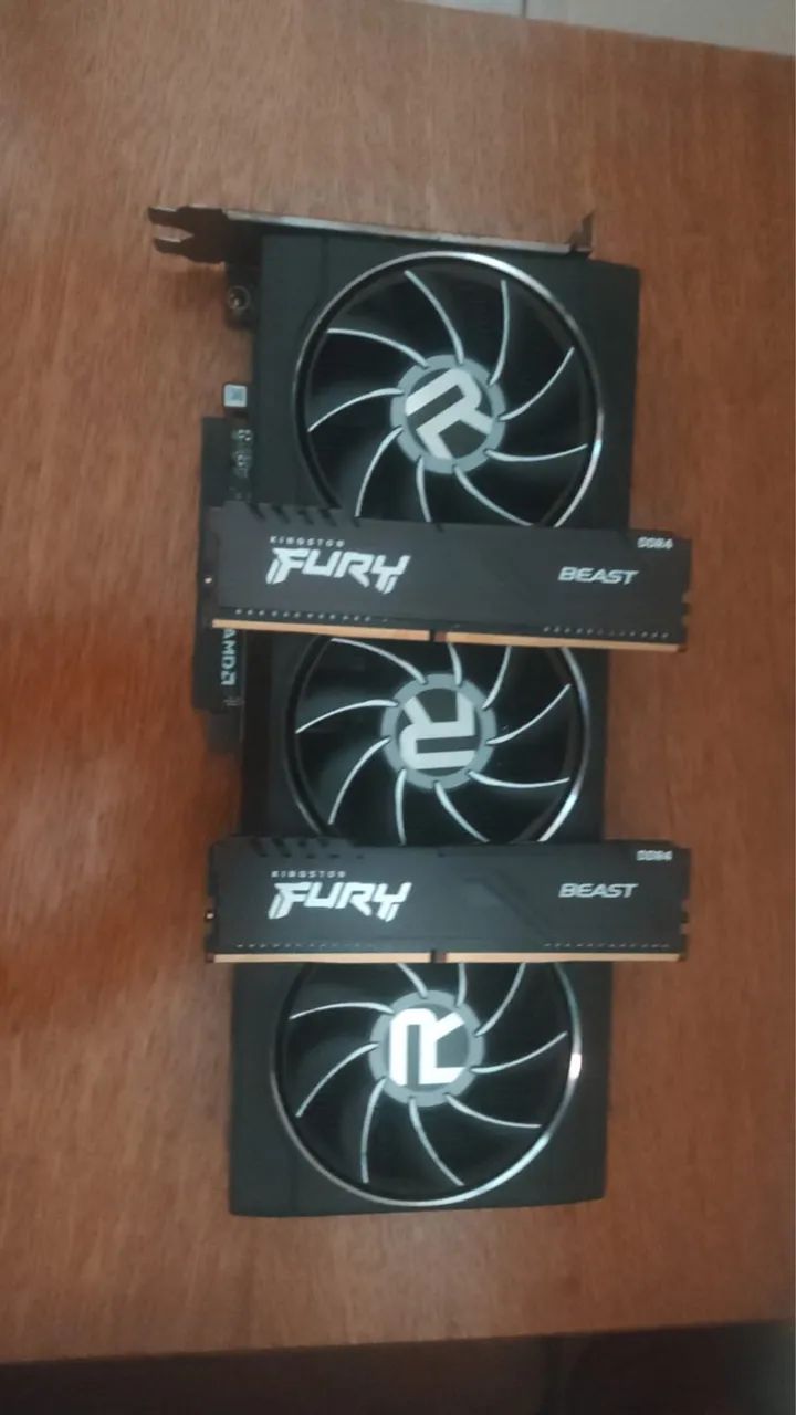 Placa de vídeo  rx 6750 XT 12gb + memória ram 2x 8g 
