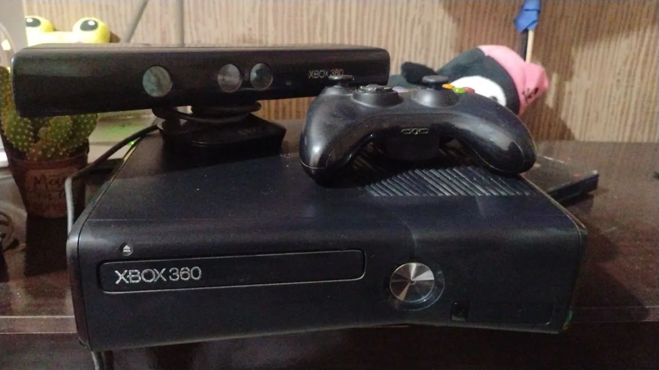 Xbox 360 com kitnet 
