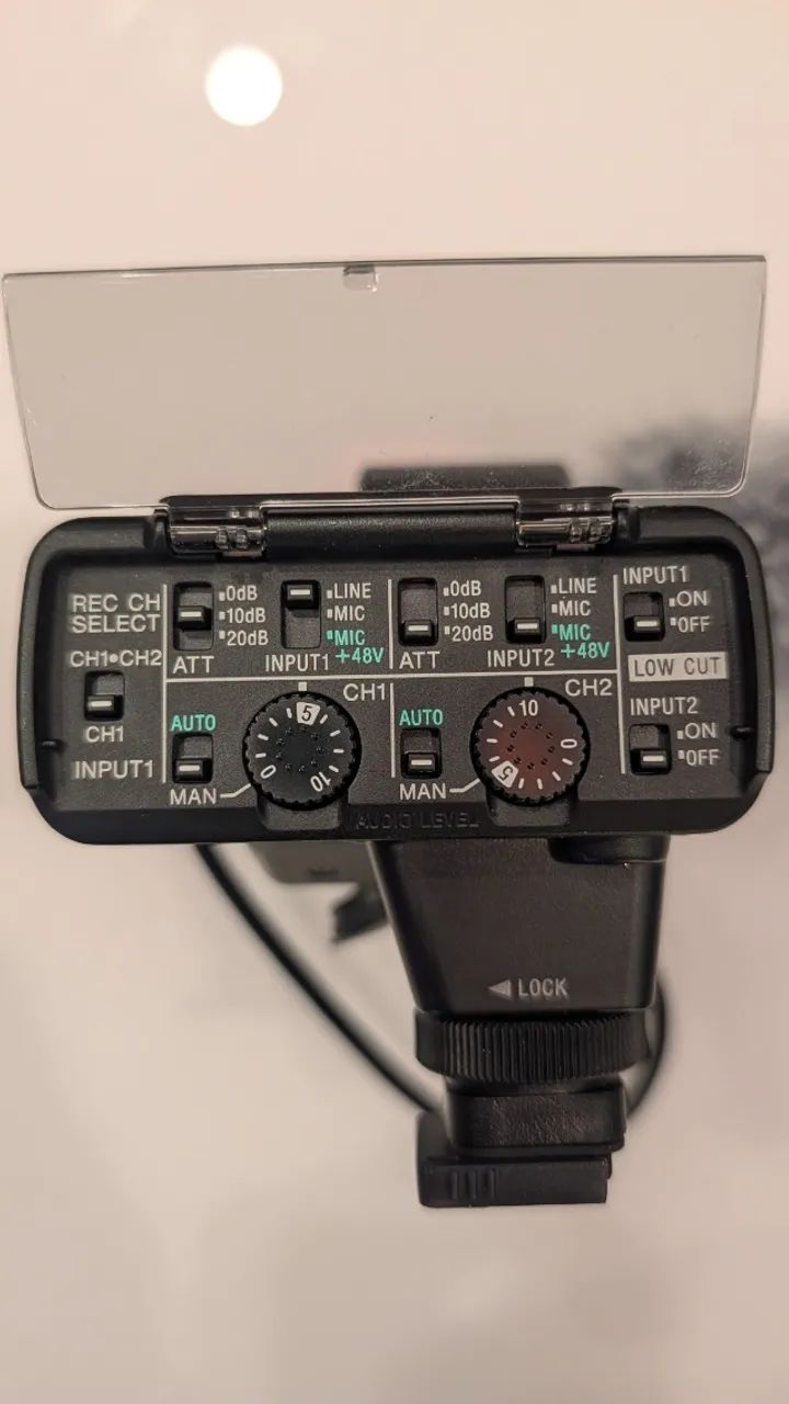 Adaptador Sony XLR-A2M - Foto 4