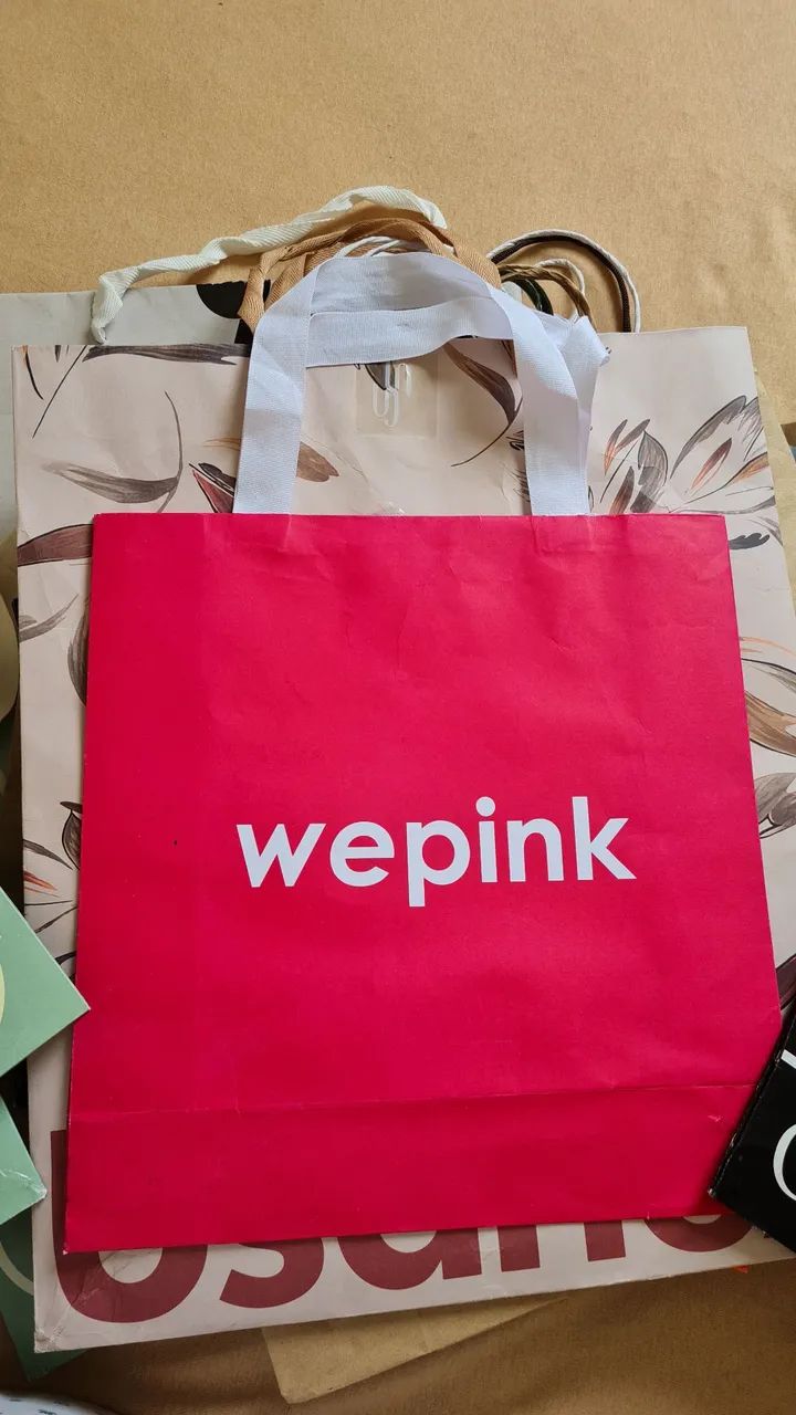 Diversas sacolas lindas lote para brecho em papelão várias marcas e grifes 