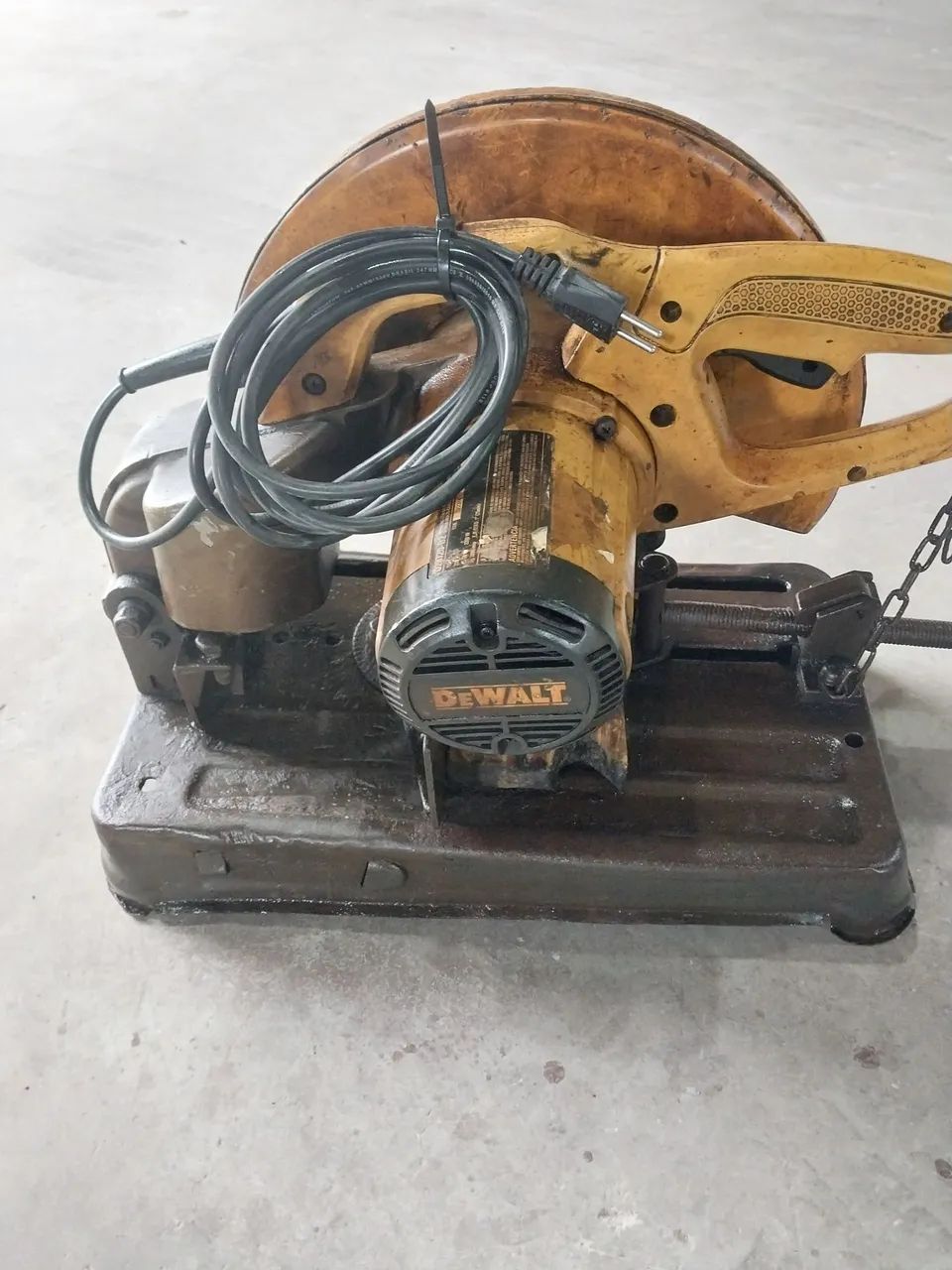 Policorte dewalt 