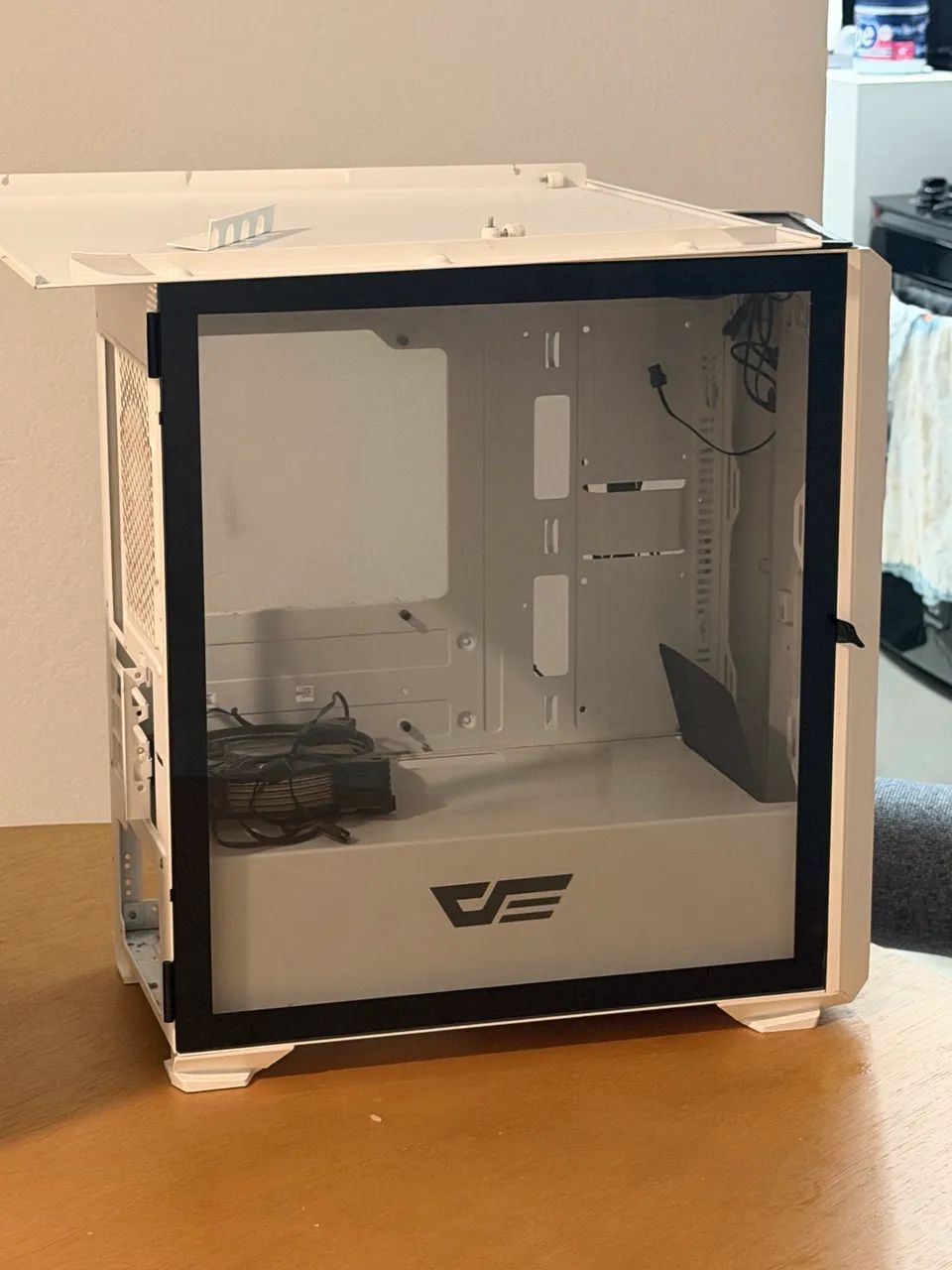 GABINETE GAMER AIGO DARKFLASH DLM 23 BRANCO LATERAL VIDRO - Foto 2