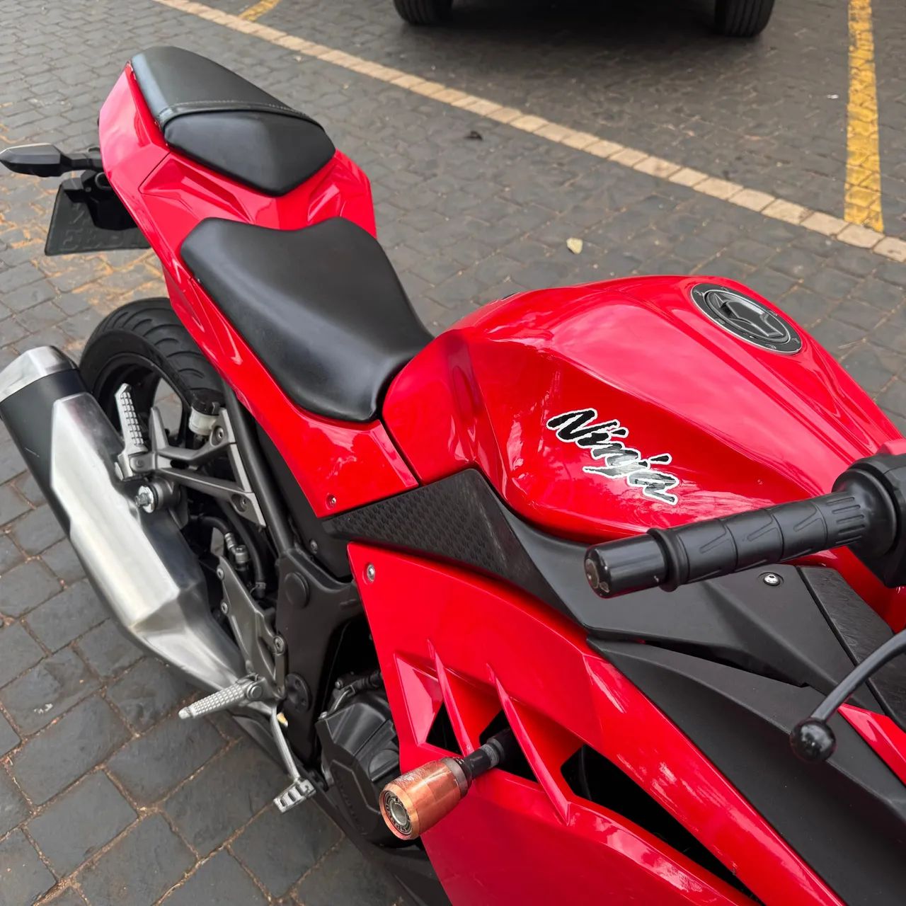 Kawasaki Ninja 300 - Foto 5