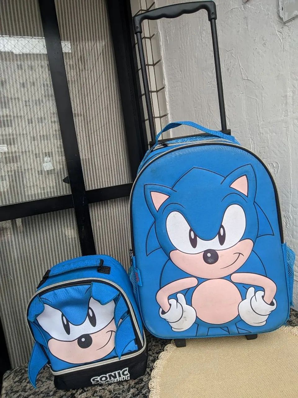 Mochila escolar + lancheira do Sonic 