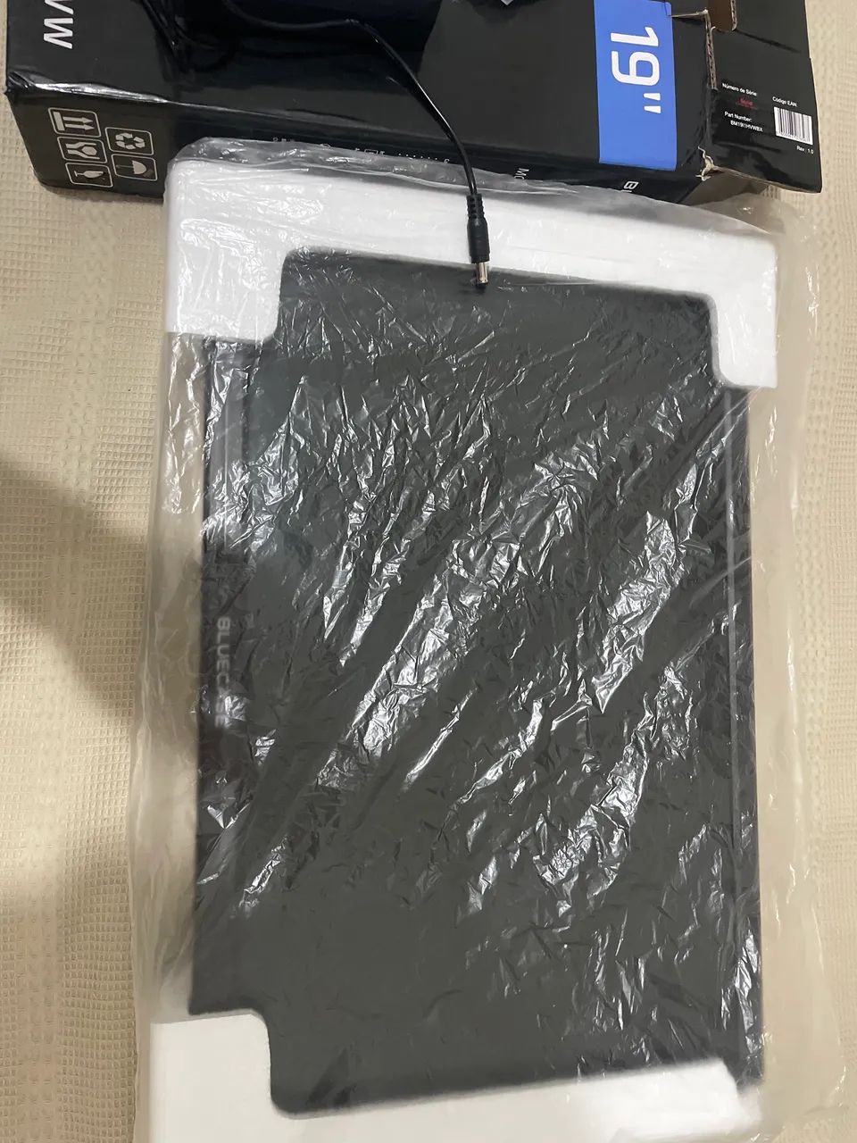 MONITOR LED 19? NOVA PRA VENDER COM CAIXA - Foto 3