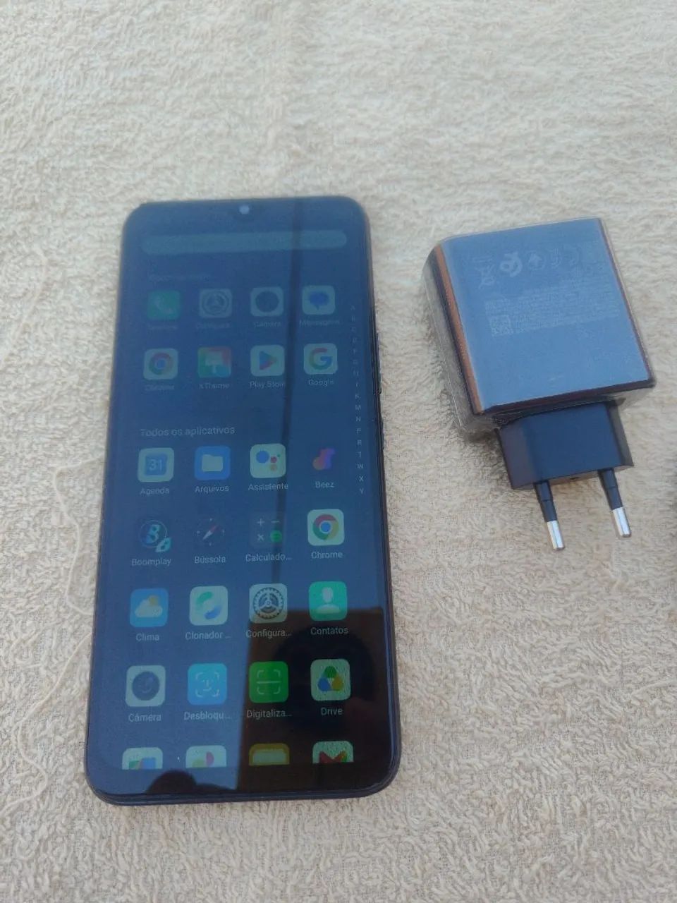 INFINIX HOT 11 CONSERVADO...