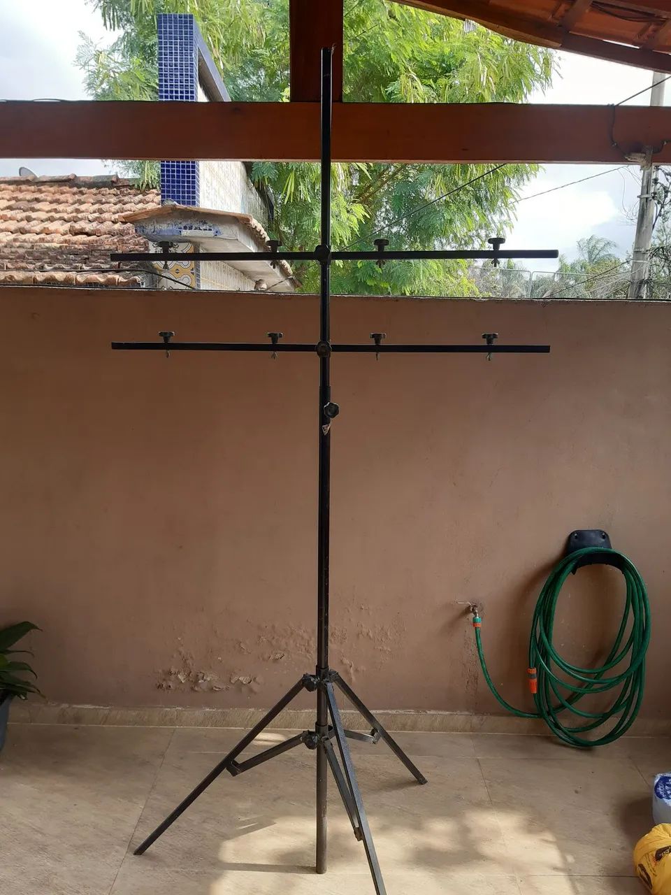 Pedestal para Banners e iluminação de festas