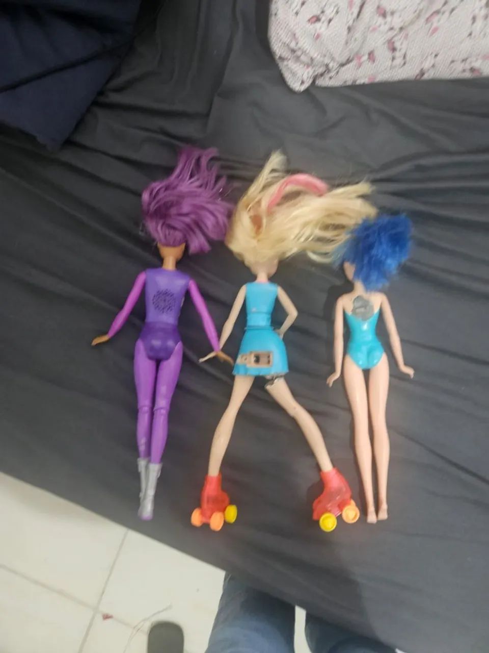 Lote com três Barbies - Foto 2