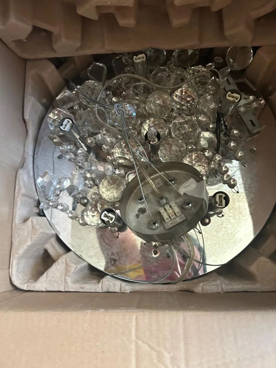 VENDO LUSTRE EM ÓTIMO ESTADO - Foto 3