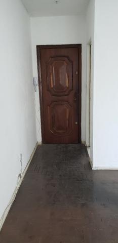 Apartamento no bairro Irajá, 2 quartos - Foto 9