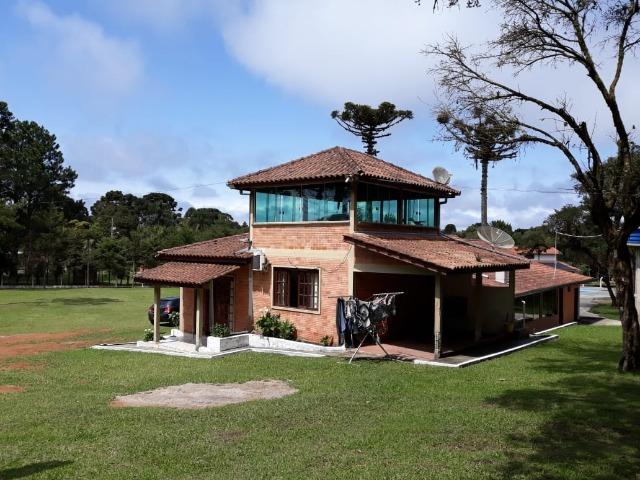 Chácara de cinema/piscina/825m2/área construída/600m/BR 376/ 35km de/SJP/R$1.335.000, - Foto 2