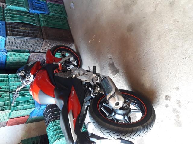 Vendo CB 300 2011 em dias - Foto 3