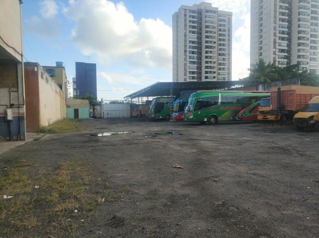 Área de 3100 m² com escritório e galpão - Foto 2