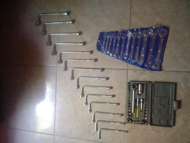 Vende-se . nunca usadas
