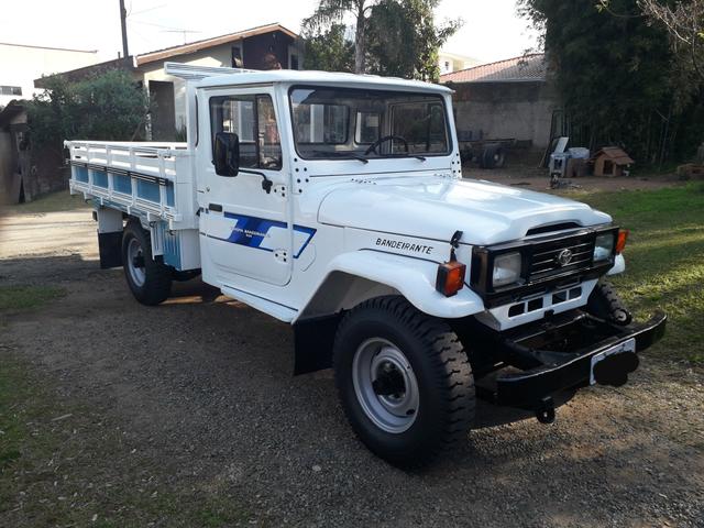 Toyota Bandeirantes 4x4 1989 - Foto 2
