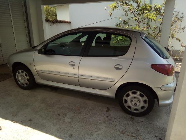 Peugeot 206 1.4 presence, 8V, gasolina, 4 portas
