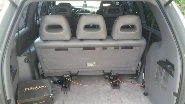 Gran caravan 2000 valor 17.500 valor negociavel */ * - Foto 5