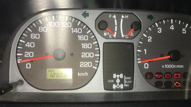 Mitsubishi Pajero Tr4 2.0 16v 4x4 em perfeito estado - Foto 7