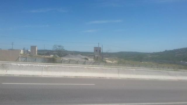 Vitória de Sto Antão=Vend. 155 mil terreno com 3.2 Hect. na BR-232 = Beira da Pista - Foto 11