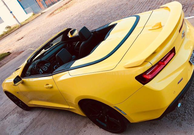 Camaro conversivel 2017 12.000km estado de zero - Foto 5