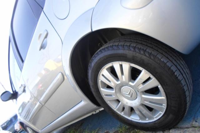 CITROEN C3 1.4 I GLX 8V FLEX 4P MANUAL. - Foto 8