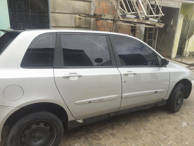 Carro em ótimo estado, motor top,interior perfeito só alguns detalhes na pintura - Foto 6