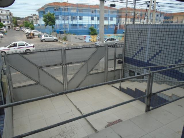 Loja com Área de 150 m² e 2 Garagens para Aluguel no Caminho de Areia (566945) - Foto 17