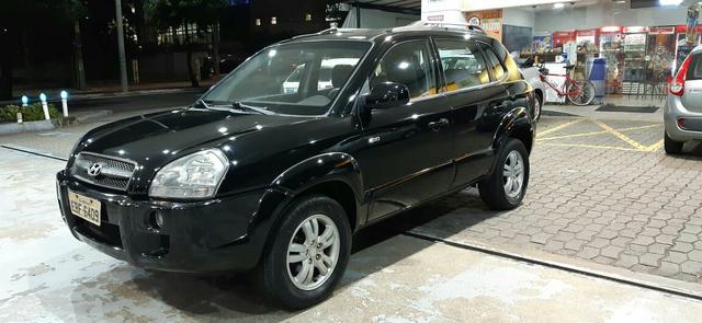 Tucson 4x4 automático v6