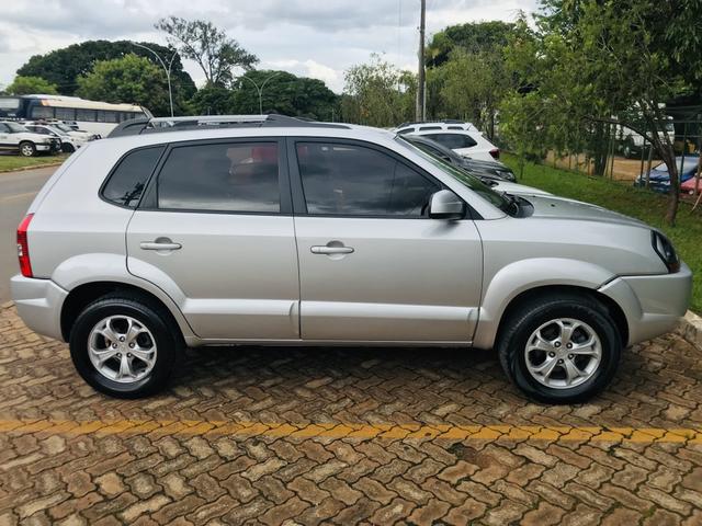 Hyundai Tucson Gls 2.0 impecável