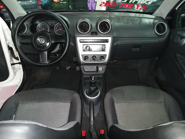 Voyage 1.6 G6 2013 C/ GNV Completo - Foto 9
