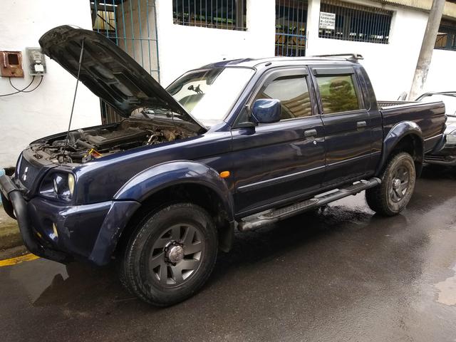 Vendo L200 2.5 sport automática - Foto 2