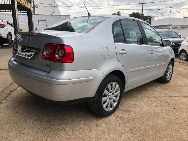 Volkswagen - Polo Sedan 1.6 - 2012 - Foto 6