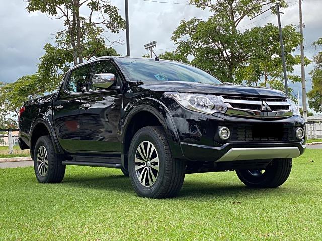L200 Triton 2.4 Hpe-S AT 2018/2018 - 66.000km - 135.000,00 - Foto 2