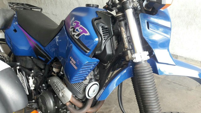 XT600 YAMAHA. VENDO OU TROCO