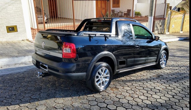 SAVEIRO CROSS COMPLETA