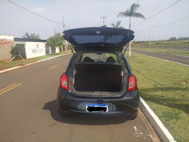 VENDO NISSAN MARCH ANO 2015 1.0S COMPLETO.