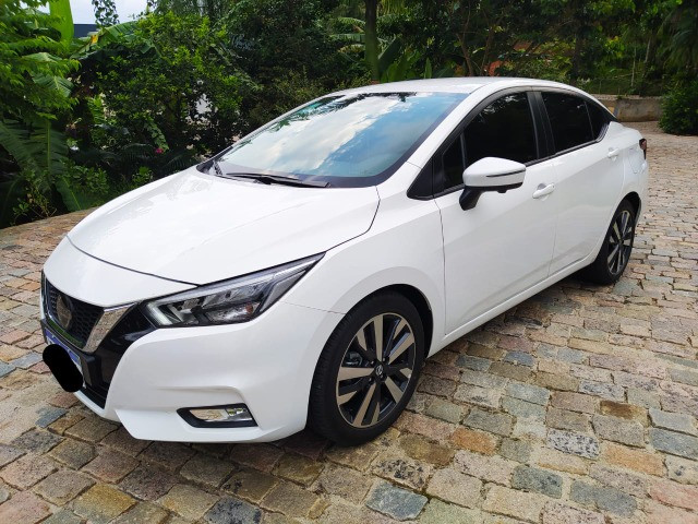 VERSA EXCLUSIVE 1.6 16V FLEX AUT. 2021 TOP, CARRO COM APENAS 720 KM! ZERO, SEM DETALHES