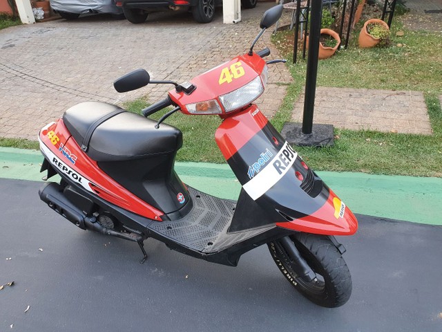 SCOOTER SUZUKI V 100 / AG 100
