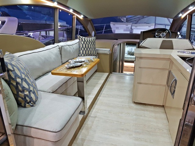 Triton 52 FLY (52 pés) - N e Fs/Nx/Solara/Focker/Schaefer/Phantom/Azimut - Foto 3