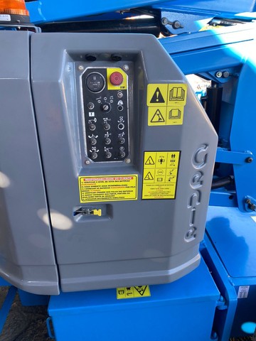 Plataforma Elevatória Articulada Elétrica - Foto 2