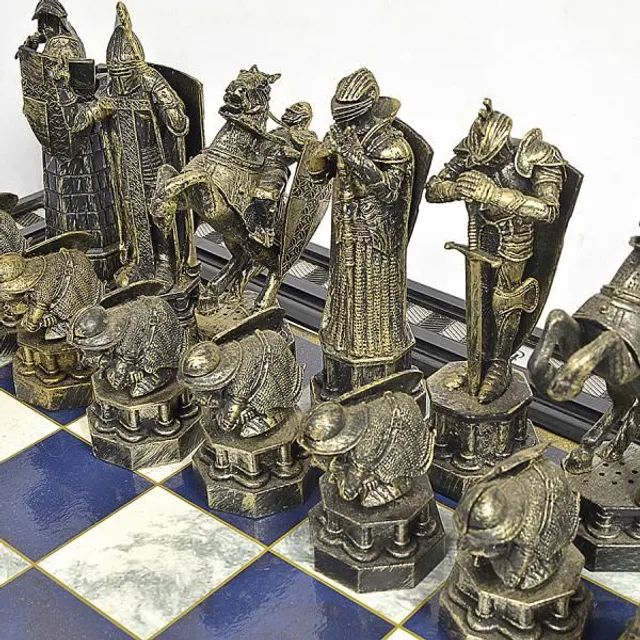 Algumas peças xadrez Harry Potter Algés, Linda-A-Velha E Cruz  Quebrada-Dafundo • OLX Portugal