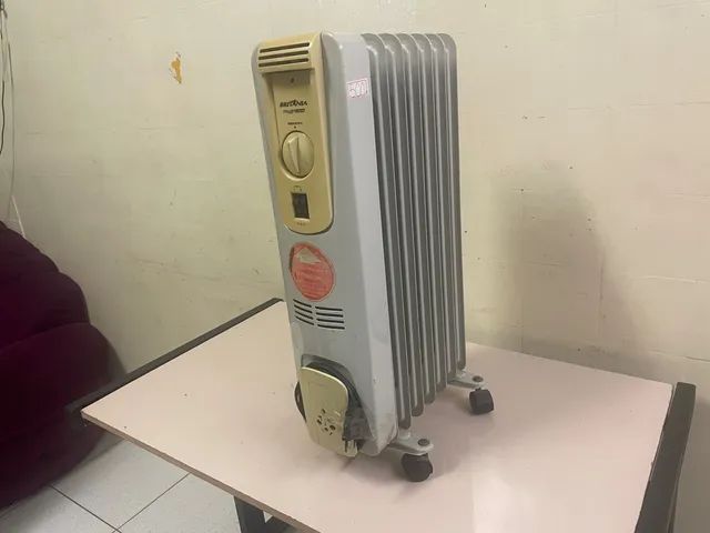 Aquecedor  eletrico a oleo Britania AB 1500 - Foto 4